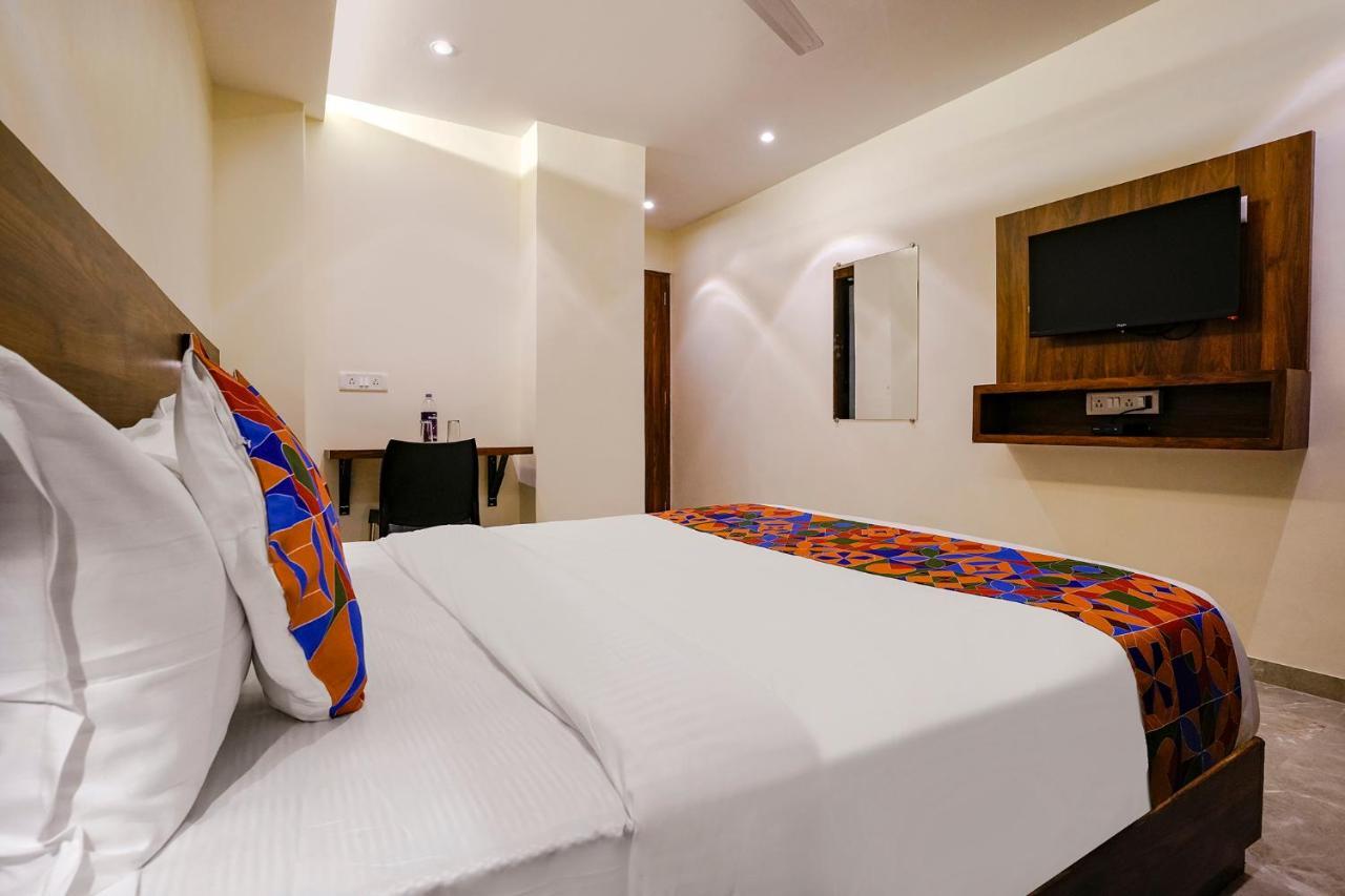Fabhotel Antlers 孟买 外观 照片